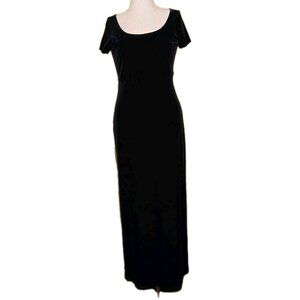 JSC Black Velvet Gown Size 2 Vintage 1990s Formal Side Slit Short Sleeve Classic